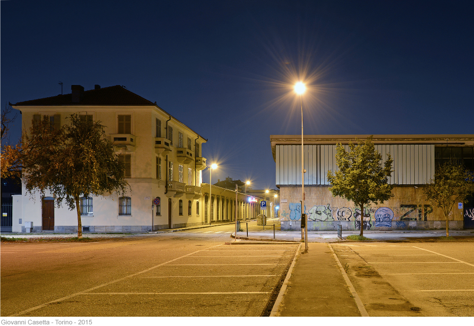 Torino, corso Verona di notte