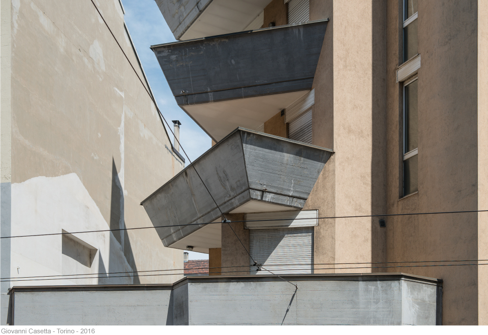 Torino, balconi, geometrie
